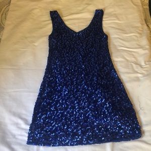 Windsor sequence mini dress
